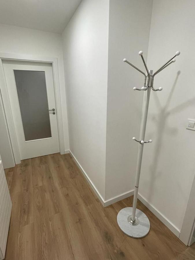 Apartmani Daisy Velika Gorica Eksteriør billede